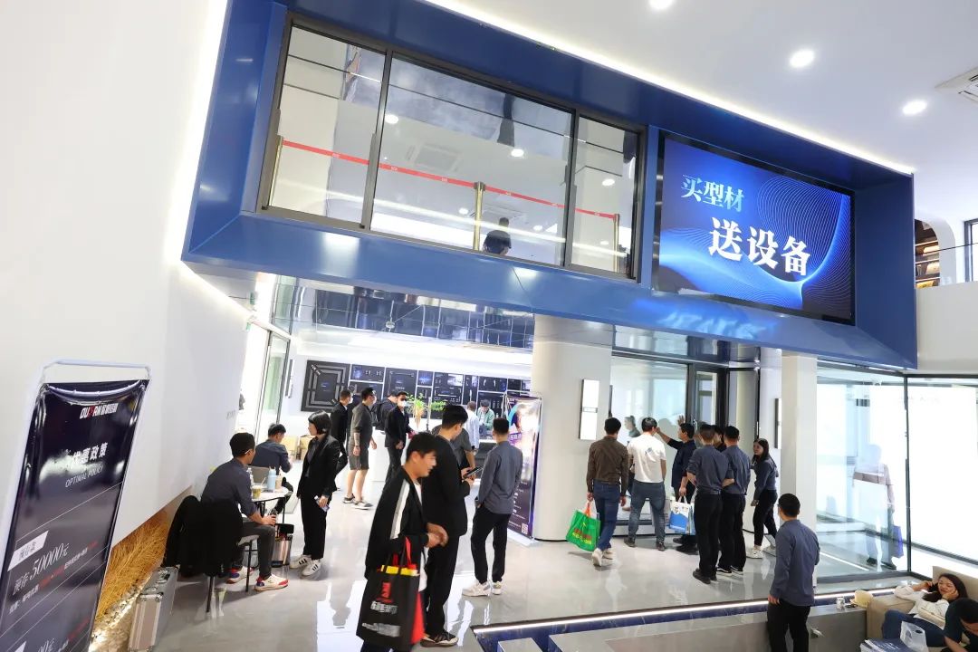 第21届凤池铝门窗铝材建筑装饰博览会于4月7日盛大开启_欧帆铝材